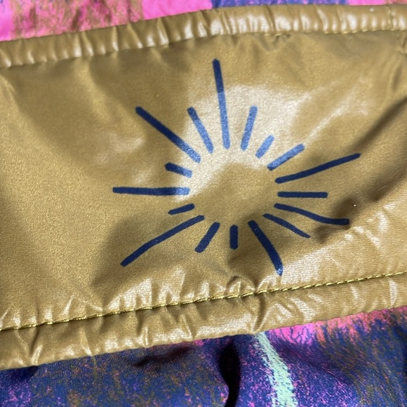 Offline By Aerie PullOn Puffer Jacket Qtr Zip Hood Pocket Pink/Blue Plaid L NWT - Picture 5 of 6